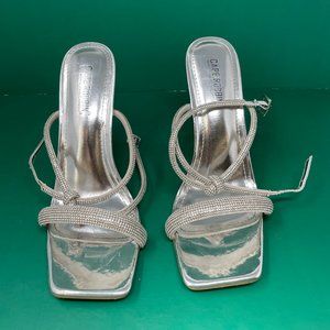 Cape Robbin | Crystal Pearl kitten heel